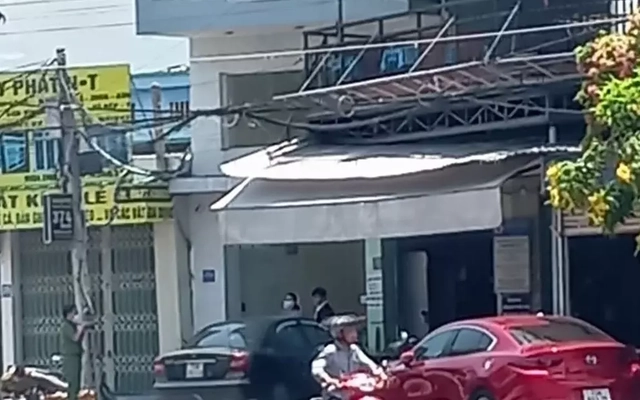 Rơi từ tầng 7, nam thanh niên thoát nạn hy hữu