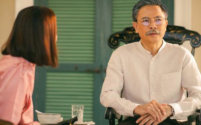 3 năm sau ly hôn, bố chồng cũ bất ngờ tìm đến dúi cho tôi 30 triệu, nửa tháng sau nhận tin ông mất, tôi mới hiểu lý do