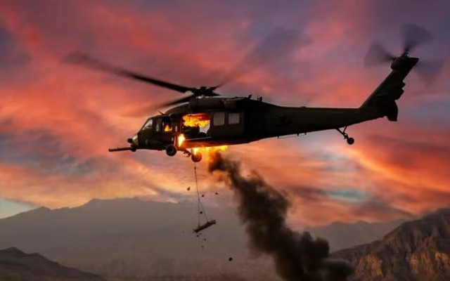 Trực thăng Black Hawk của Mỹ trúng đòn tấn công, bốc cháy dữ dội