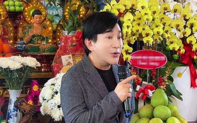 Nam NSƯT tới đám giỗ Vũ Linh, nói thẳng về một hiểu lầm: "Trời ơi, mọi người có biết không"