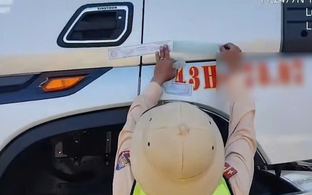 Phạt nặng xe đầu kéo “3 không” chạy trên tuyến cao tốc Phan Thiết – Vĩnh Hảo