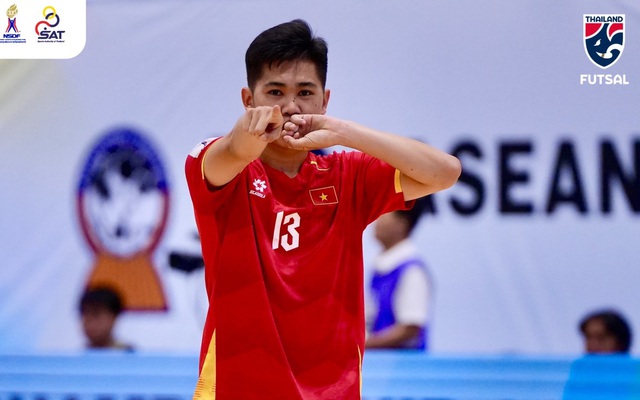 AFF Cup: Thắng 4-0 trước cường địch, tuyển Việt Nam "đặt một chân" vào vòng bán kết