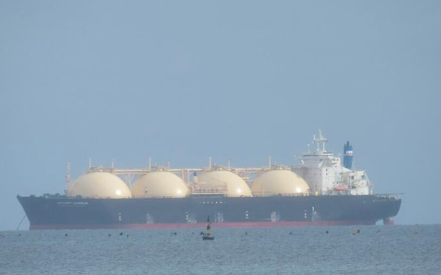 Thêm 2 tàu LNG của quốc gia đồng minh Mỹ âm thầm đi qua eo biển Hormuz, hướng thẳng đến một nước châu Á