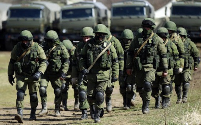 'Sẽ bắn!': Một quốc gia NATO tuyên bố cứng rắn nhắm vào 'người xanh' của Nga