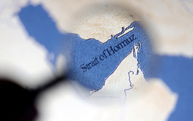 Chuyện gì đây: Iran đột ngột 'lật kèo', chặn 2 tàu chở LNG của đồng minh Mỹ ngay trước cửa eo biển Hormuz