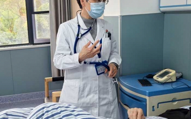 Nữ sinh 21 tuổi ngã gục khi đang tập thể dục, phải điều trị tích cực suốt 15 ngày vì bệnh cúm