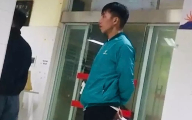 Danh tính tài xế ở Bắc Ninh đưa cô gái lạ vào viện, ứng 2 triệu đồng viện phí rồi rời đi giữa đêm