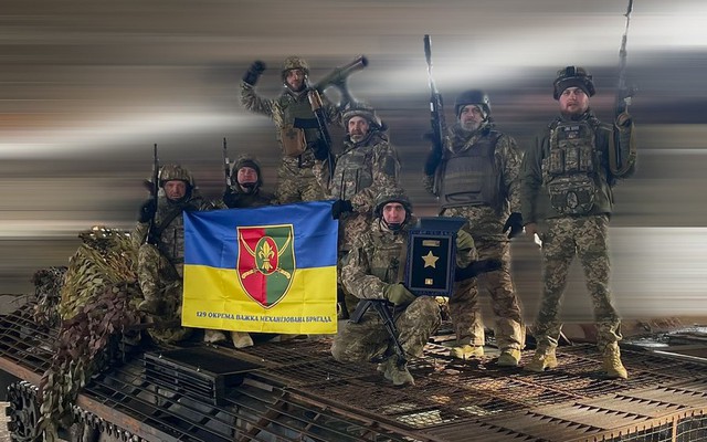 Lữ đoàn cơ giới hạng nặng 129 của Ukraine thực hiện cuộc tấn công ấn tượng tại vùng Kharkiv