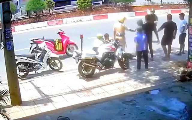 Công an Đồng Nai thông tin rõ sự thật về clip "CSGT chạy mô tô cầm gậy đuổi theo đánh người vi phạm”