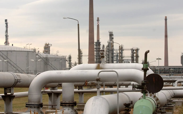 Quốc gia EU phụ thuộc tuyệt đối vào dầu Nga vừa bất ngờ xoay trục nhập 500.000 tấn dầu từ Mỹ