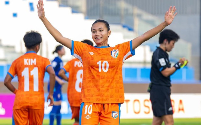 Asian Cup: Nhận “món quà” từ đội bóng xứ tỷ dân, tuyển Việt Nam vào tứ kết theo kịch bản không tưởng