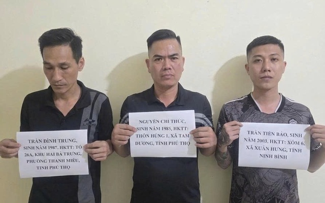 Bắt tạm giam chủ quán Nguyễn Chí Thức và quản lý Trần Tiến Bảo