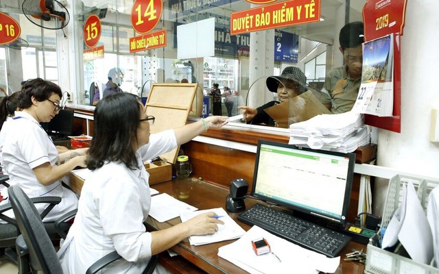 Tất cả người dân đang sử dụng Bảo hiểm y tế chú ý quy định hoàn trả tiền mới nhất