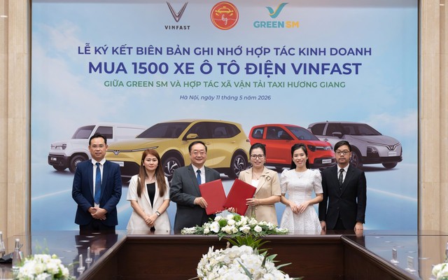 Một "khách sộp" vừa chốt đơn 1.500 ô tô điện VinFast của tỷ phú Phạm Nhật Vượng
