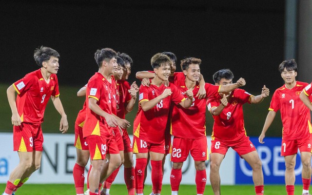 AFC ca ngợi U17 Việt Nam thi đấu 'ngoạn mục', CĐV Đông Nam Á tự hào