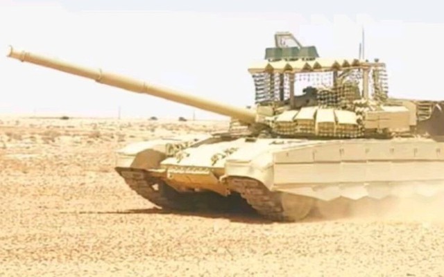 Quân đội Libya phô diễn xe tăng mới được trang bị lớp bảo vệ chống UAV