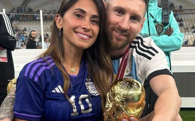 Messi và lần nghe lời vợ cực ly kỳ: Bỏ ý định từ giã tuyển Argentina, vô địch World Cup đầy kịch tính
