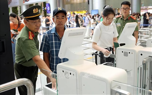 Tất cả người dân sắp đi nước ngoài chú ý quy định phạt đến 50 triệu đồng từ 1/7