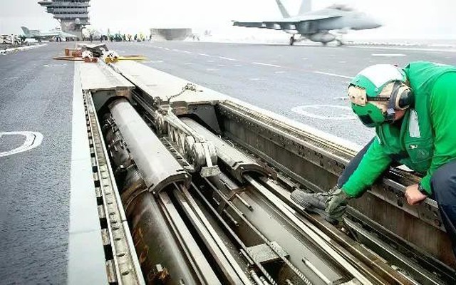 Tàu sân bay Ấn Độ tạo lập ưu thế lớn nhờ hệ thống máy phóng điện từ