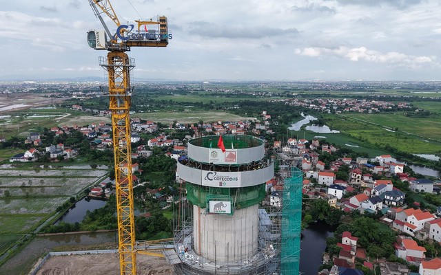 Khoảnh khắc tổng thầu chạy đua ngày đêm kịp hoàn thành siêu sân bay 200.000 tỷ lớn nhất miền Bắc