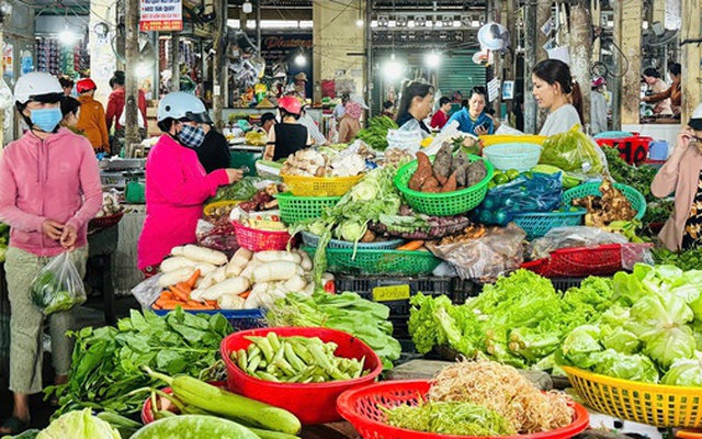 Lưu ý khi mua rau nấu ăn trong mùa hè: 6 loại rau này nên mua và ăn một cách tiết chế
