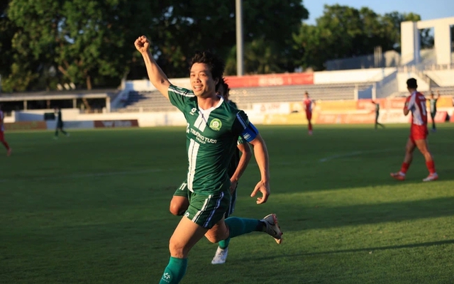 Công Phượng lại tỏa sáng, Đồng Nai tiến sát vé thăng hạng V.League