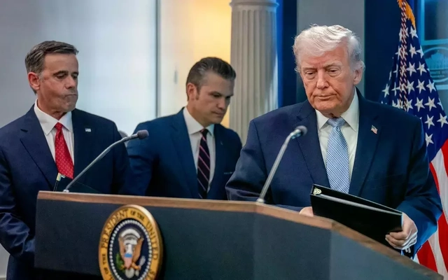 Tổng thống Trump họp khẩn với đội ngũ an ninh, cân nhắc tấn công Iran