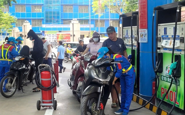 Xăng E10 có làm xe hao hơn, chạy kém "bốc" hơn A95: Thực hư ra sao?