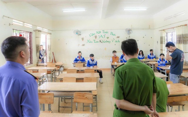Khởi tố bạn học tội cưỡng đoạt tài sản trong vụ nam sinh lớp 8 tự tử