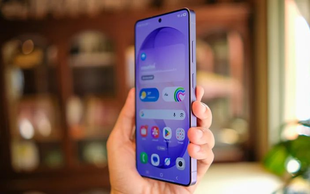 Mẫu điện thoại giá rẻ của Samsung mà lại bán chạy hơn cả Galaxy S26 Ultra: Giá ở Việt Nam chỉ 3 triệu