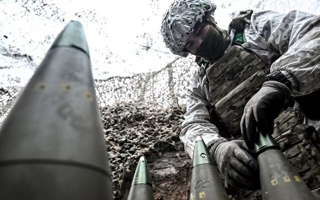 9 quốc gia rút khỏi sáng kiến của Séc về việc mua đạn dược cho Ukraine