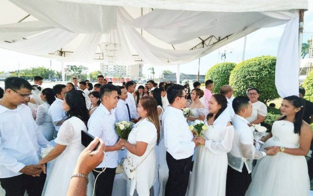 42 cô dâu cùng “biến mất” kỳ lạ trong một đám cưới tập thể