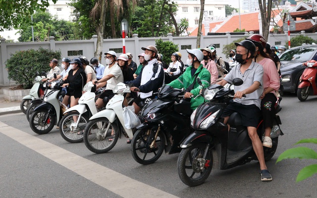 Hà Nội dự kiến thu phí xe cá nhân vào Vành đai 1 từ năm 2028