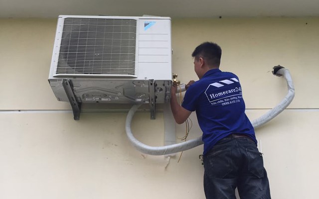 Kiểu lắp cục nóng điều hòa theo trào lưu khiến chuyên gia cảnh báo: Hại nhiều hơn lợi