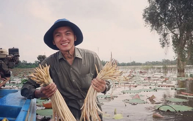 Con người thật của Khoai Lang Thang gây chú ý