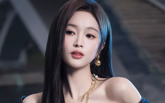Nữ diễn viên bị bóc lột suốt 10 năm kêu cứu