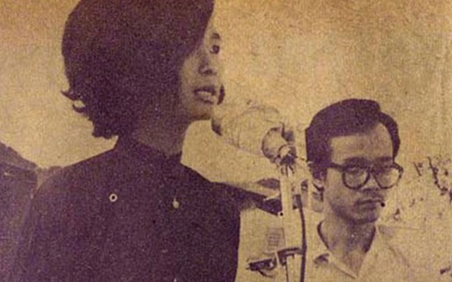 Khánh Ly đang đi trên đường: "Tôi nhìn lại, thấy một đám đàn ông đang ngồi"