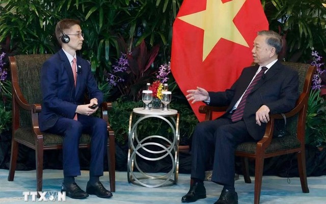 Gặp lãnh đạo DN khổng lồ Singapore, Tổng bí thư, Chủ tịch nước đề nghị mở rộng 1 mô hình trên khắp VN