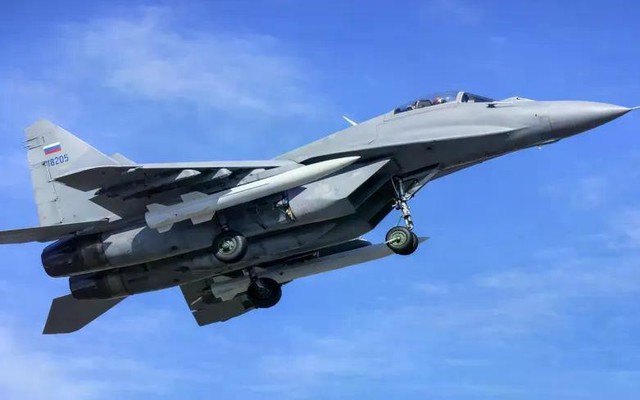 Tổng thống Serbia Vucic ca ngợi tên lửa đã phá hủy hệ thống S-400 ở Ấn Độ