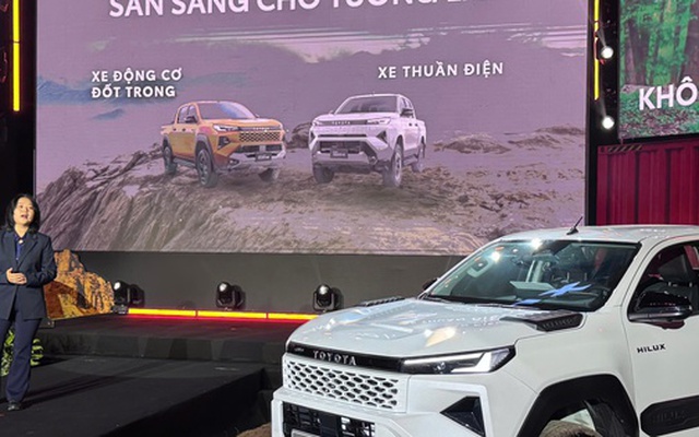 Tồn kho ô tô tăng cao, vắng bóng mẫu mới