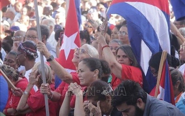 Cuba quyết định bỏ một việc quan trọng trên toàn quốc, ảnh hưởng tới hàng chục nghìn người