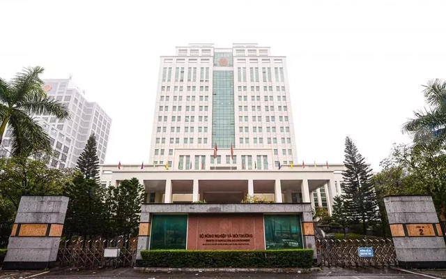 Bộ Nông nghiệp và Môi trường đề nghị giữ nguyên Cục, Vụ, giảm mạnh cấp phòng