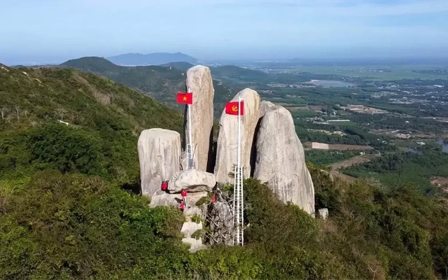 Phát hiện thi thể người đàn ông phân hủy trong rừng tràm ở TPHCM