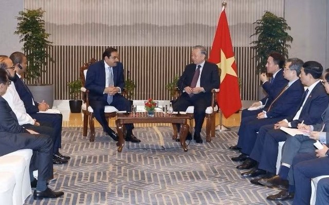 Gặp tỷ phú mong muốn đầu tư 10 tỷ USD vào VN, Tổng Bí thư, Chủ tịch nước đề nghị hợp tác lĩnh vực gì?