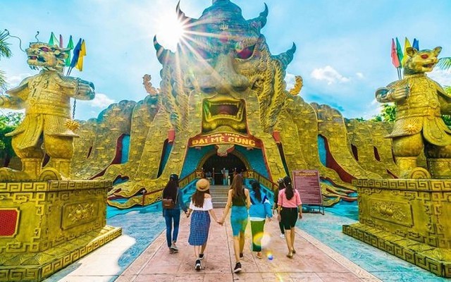 Thông báo mới nhất từ KDL Đại Nam của bà Nguyễn Phương Hằng: Miễn phí cho đối tượng này