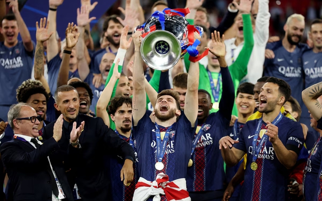 Khvicha Kvaratskhelia xuất sắc nhất Champions League 2025-2026