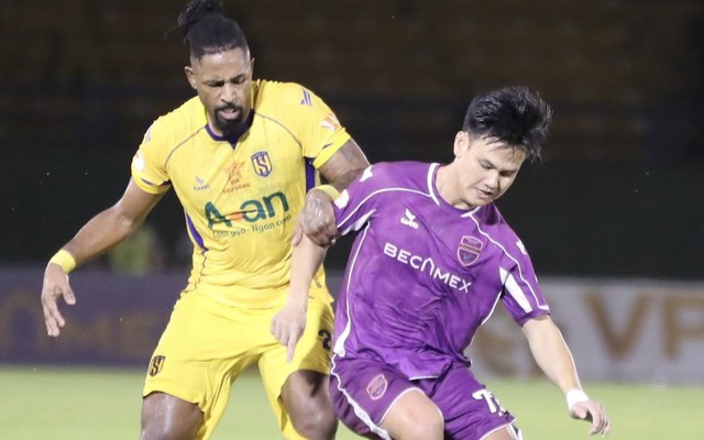 Bi đát cựu vương V.League: Từng 4 lần vô địch, giờ ngấp nghé cửa xuống hạng