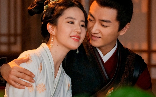 Cảnh tượng kinh hoàng khiến bạn trai tin đồn của Lưu Diệc Phi liều mạng nhảy khỏi chiếc xe đang chạy