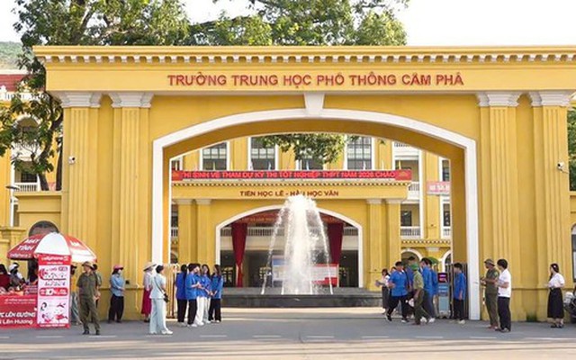 Vụ gợi ý thí sinh cho bạn xem bài thi tốt nghiệp THPT: Kỷ luật 3 giám thị