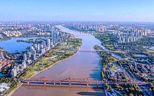 Cử tri kiến nghị Hà Nội sớm công bố quy hoạch phân khu đô thị sông Hồng